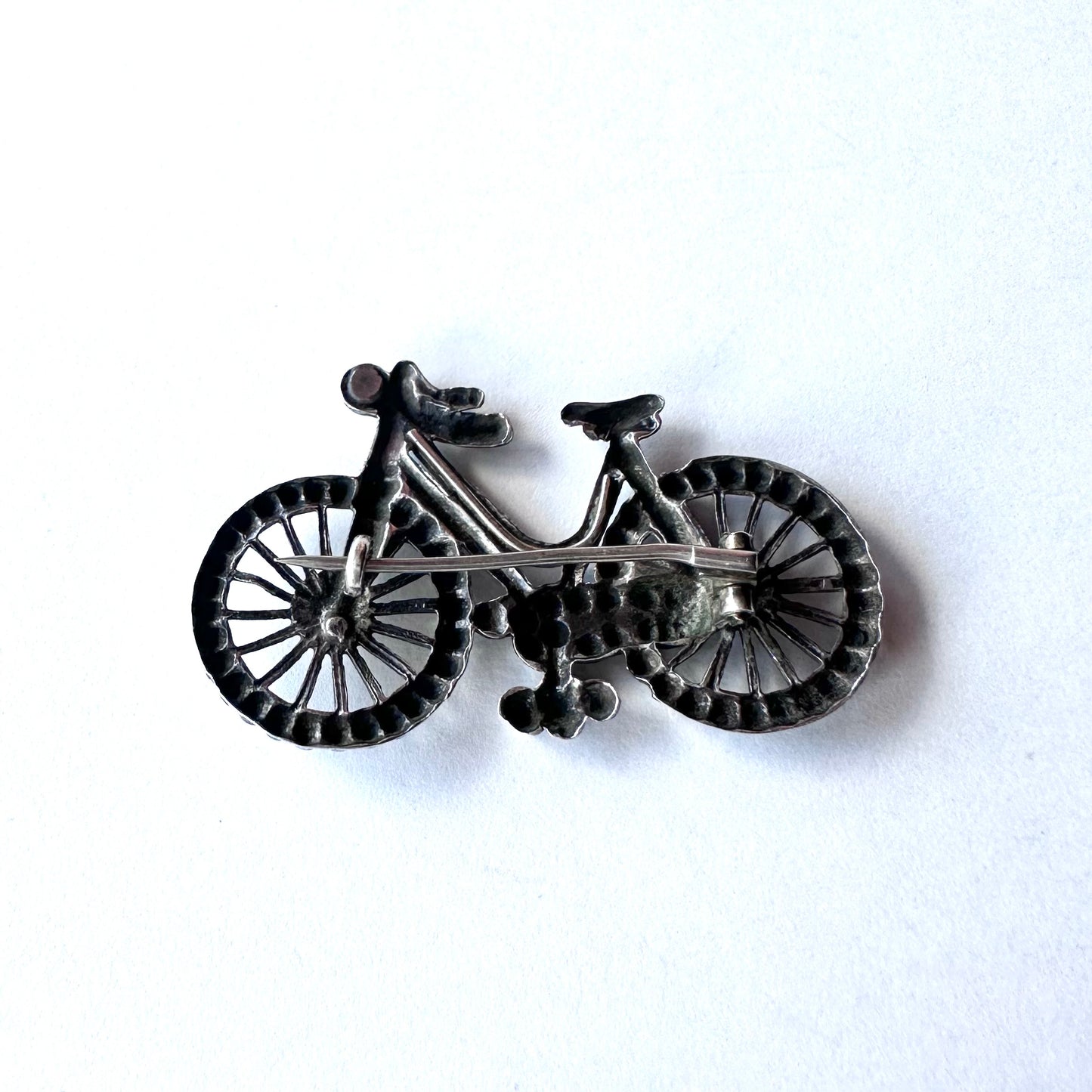 自転車 アンティークブローチ