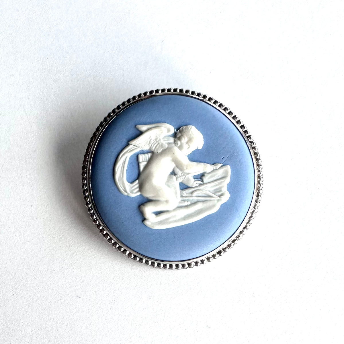 ウェッジウッド ジャスパーウェア ブローチ