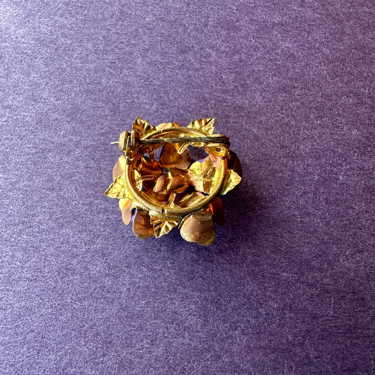 ヴィンテージ スミレ ブローチ