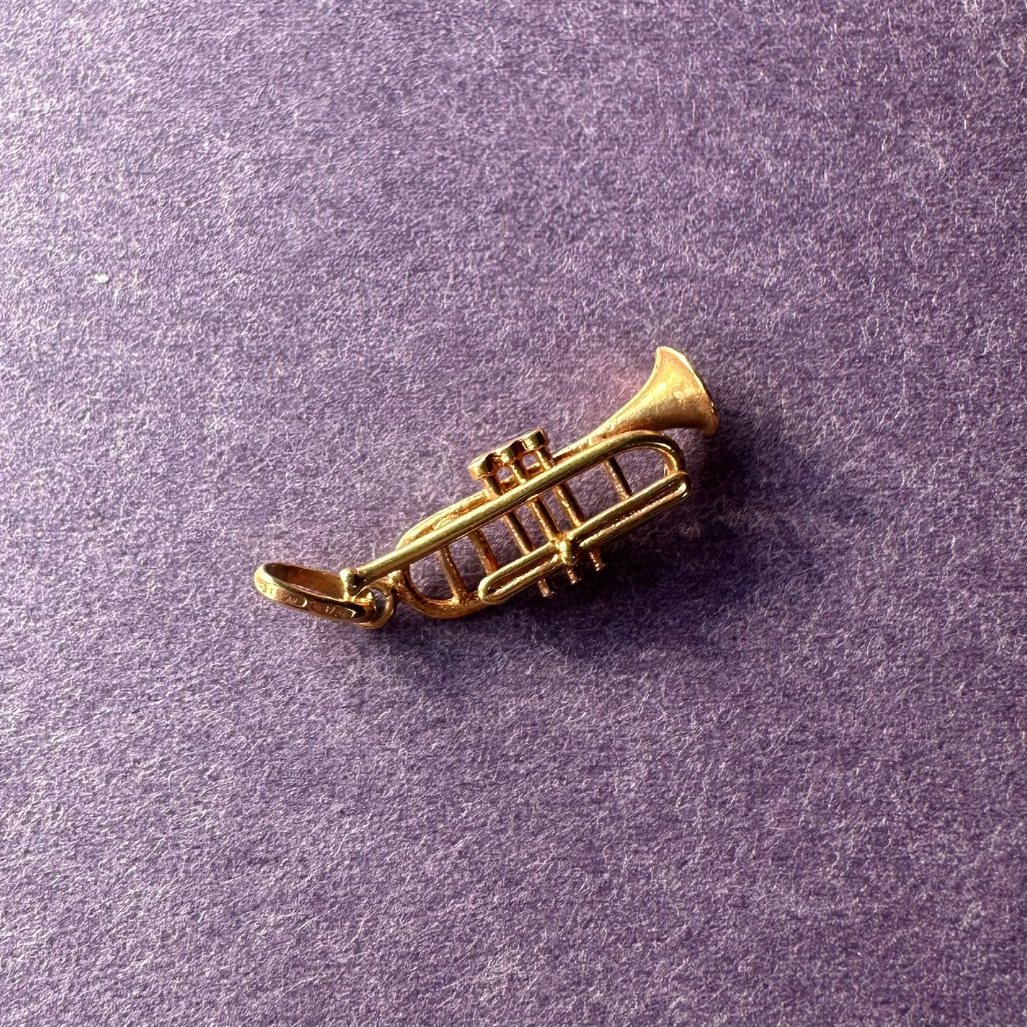 9ctゴールド トランペット ヴィンテージチャーム