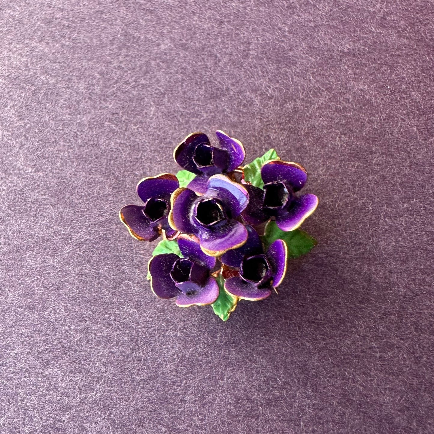 ヴィンテージ スミレ ブローチ