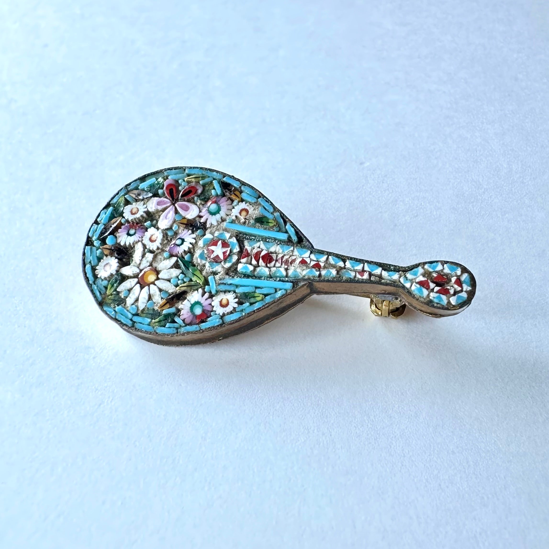 マイクロモザイク マンドリン アンティークブローチ – Amelie Antique