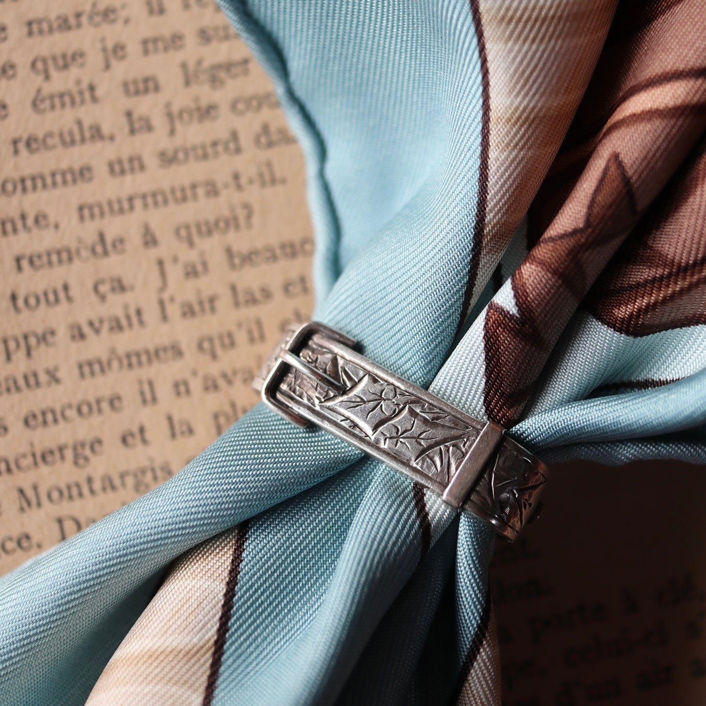 シルバー アイビー スカーフリング