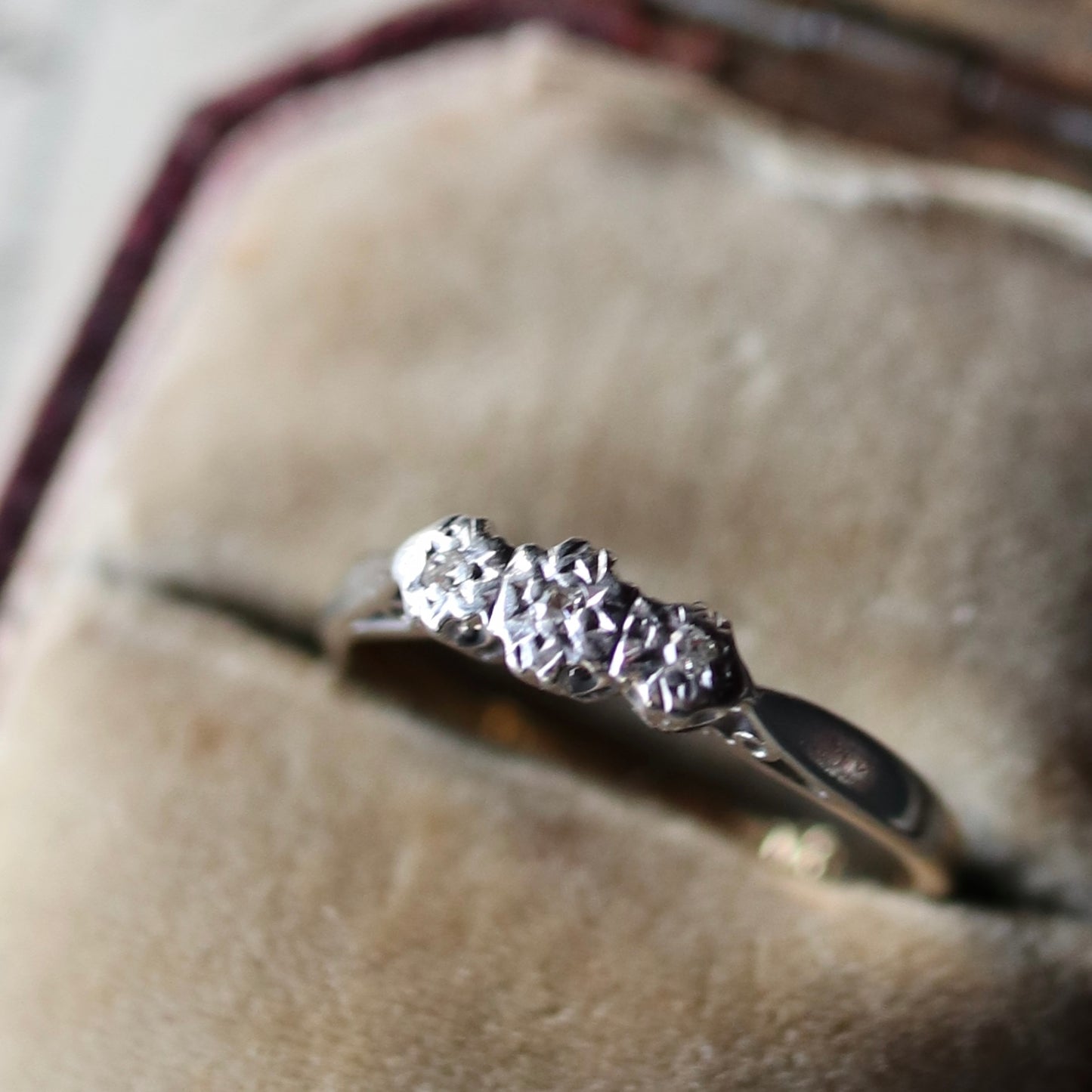 18ctゴールド＆プラチナ アンティーク ダイヤモンド トリロジーリング 11.5号(鑑別書付)