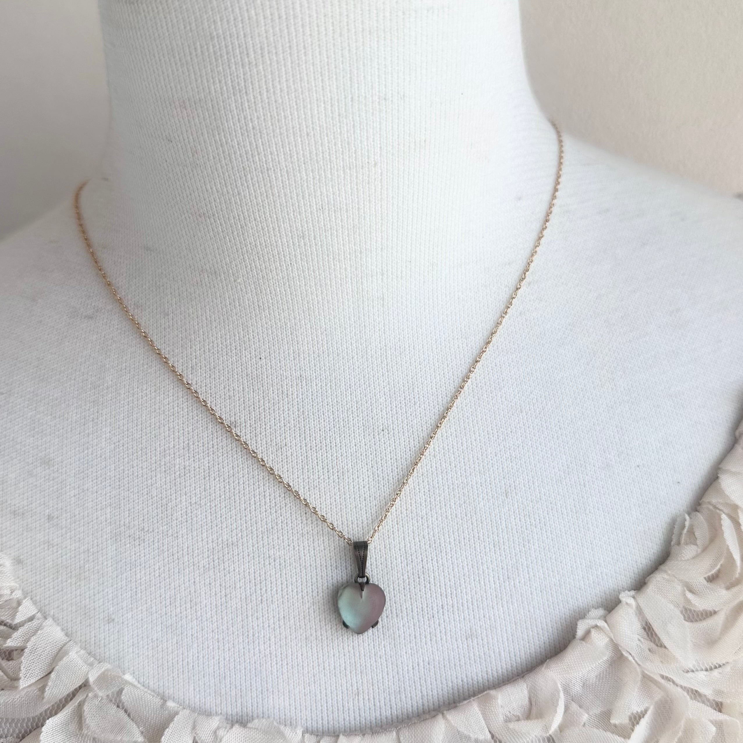 アンティークサフィレット ハート ペンダントトップ – Amelie Antique