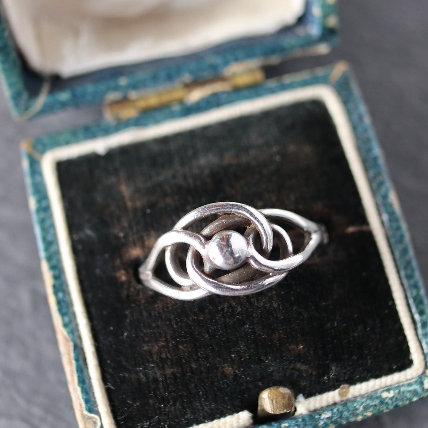 スターリングシルバー ラヴァーズノット ヴィンテージリング 18号